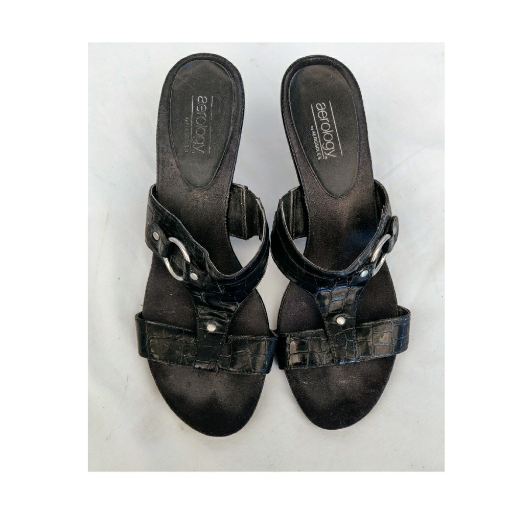 Low Heel Sandals
